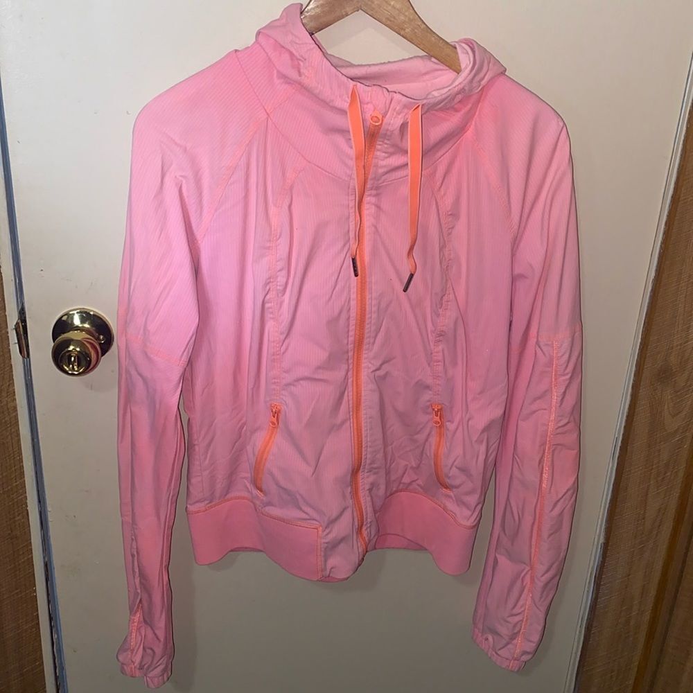 😬3/$15 🍋Lululemon jacket size 10